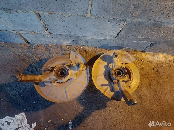 Поворотный кулак нива 21213