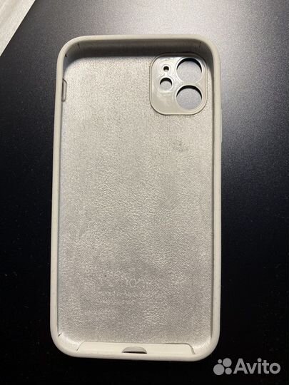 Чехол на iPhone 11
