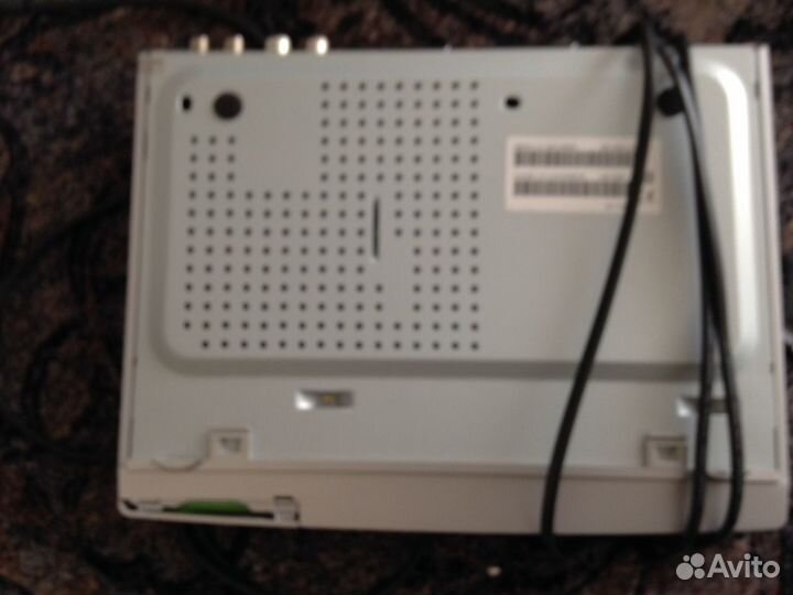 Цифровой спутниковый приемник для тарелки