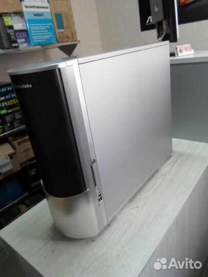 Новый корпус Thermaltake Eureka Silver Обмен