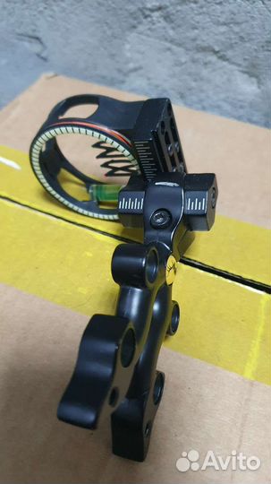 Прицел для блочного лука