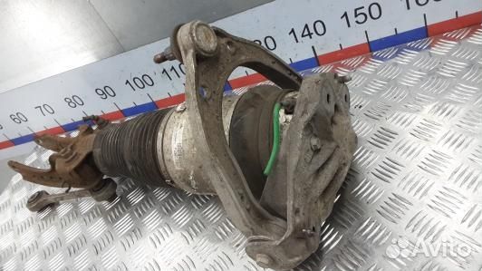 Стойка передняя правая audi Q7 (8AD10N501)