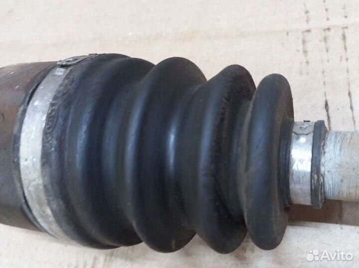 Привод правый АКПП Киа Рио 2 jb