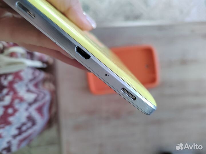 Планшет детский samsung T2105 на запчасти