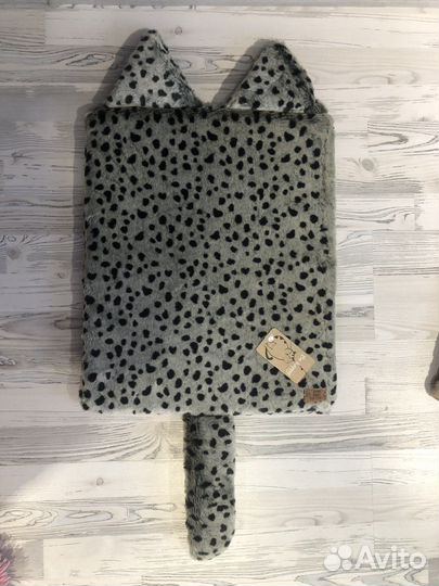 Домик лежак для кошек и собак мелких пород