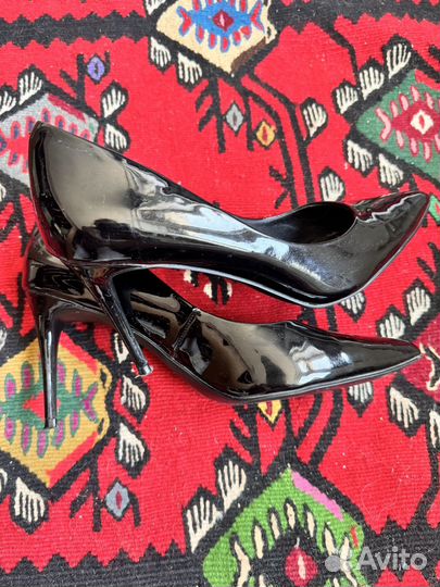 Туфли женские лаковые