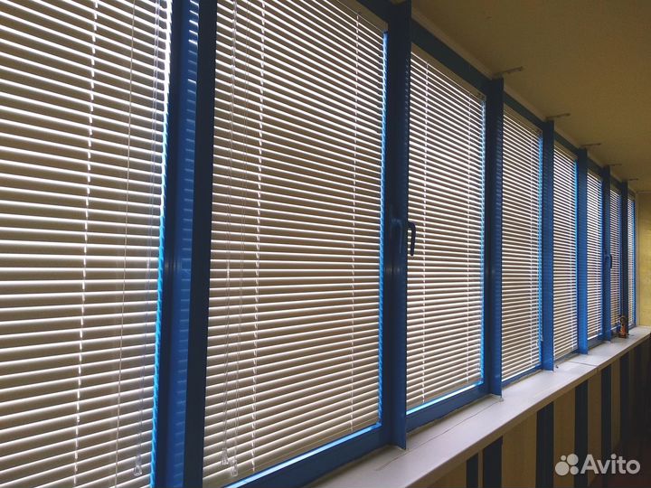 Алюминиевые горизонтальные жалюзи