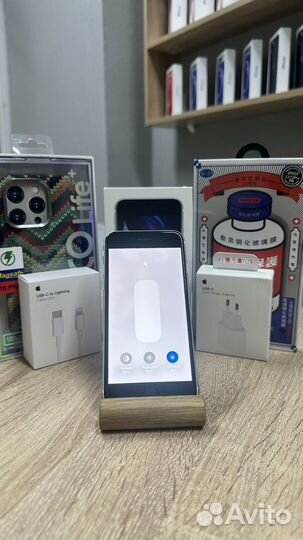 iPhone SE (2020), 64 ГБ