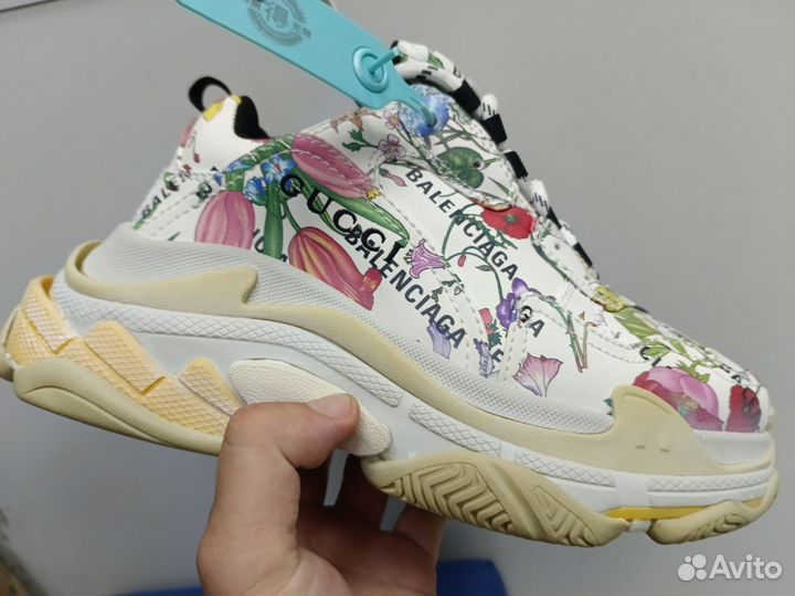 Кроссовки Balenciaga triple s