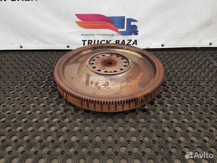 Маховик двигателя