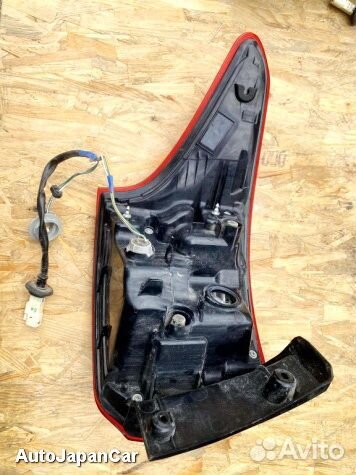 Задний фонарь фара в крыло Mitsubishi Outlander 3