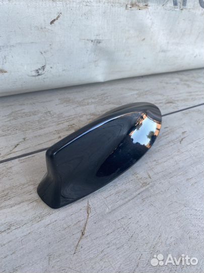 Lexus RX4 Плавник