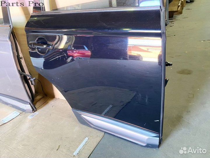 Дверь задняя правая б/у Mitsubishi Outlander 3