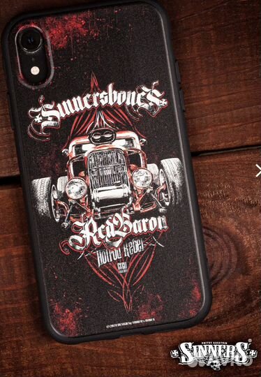 Чехлы для iPhone от sinner's bones