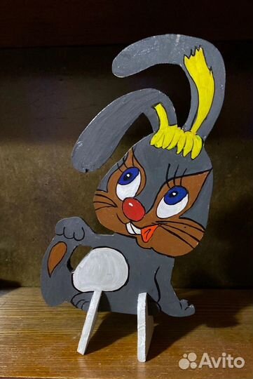 Поделка на подставке 