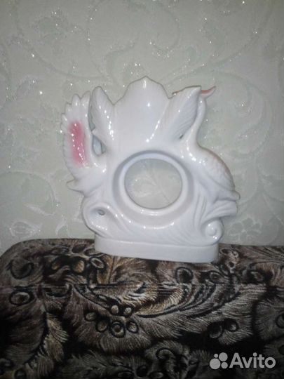 Фарфоровая статуэтка 