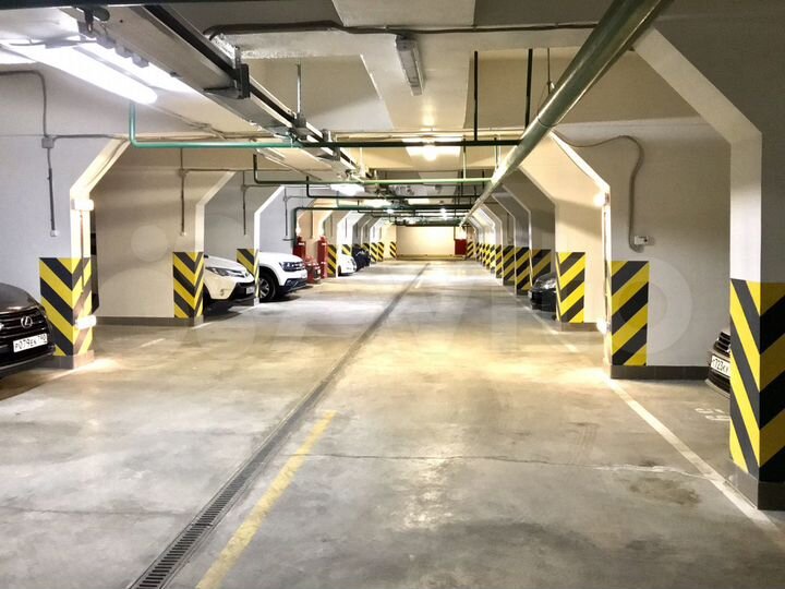 Машиноместо, 15 м²