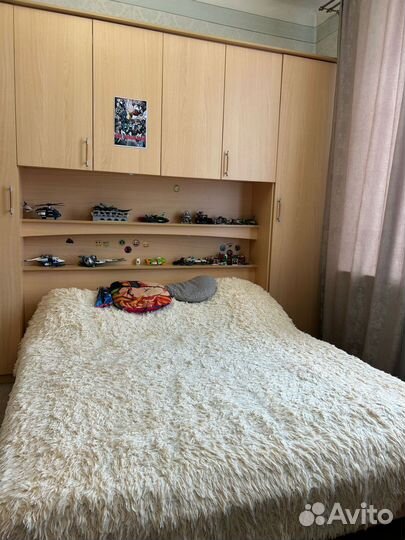 Спальный гарнитур бу, кровать