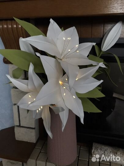 Светильник Лилия