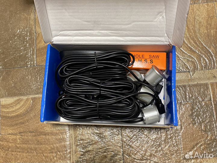 Парктроник на авто 4 датчика