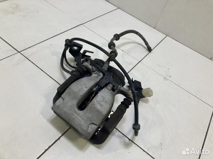 Суппорт задний правый Mercedes-Benz M-Class ML W16