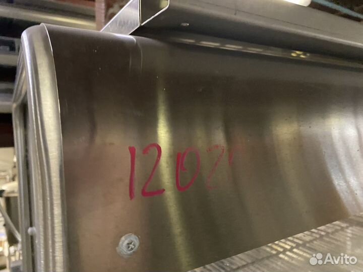 Холодильная витрина бу