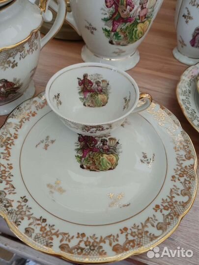 Фарфоровый кофейный сервиз Limoges Франция