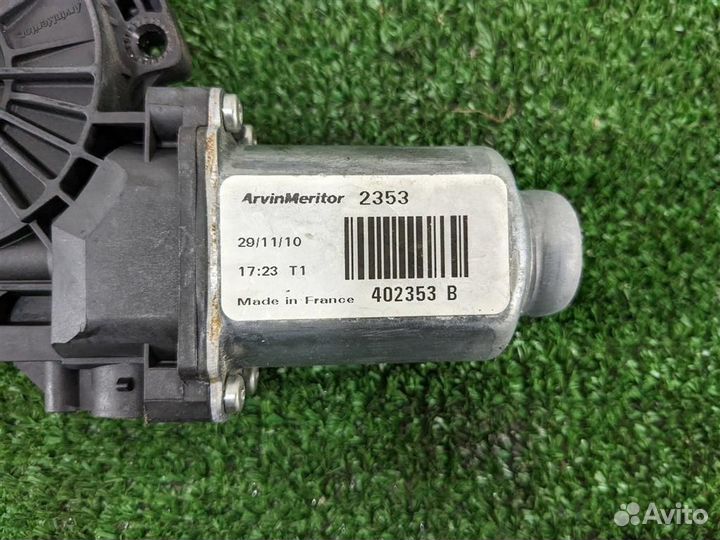 Мотор стеклоподъёмника задний правый Hyundai IX35