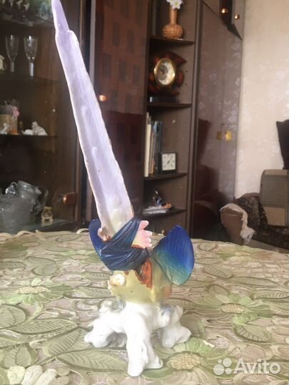 Фарфоровая статуэтка Птица