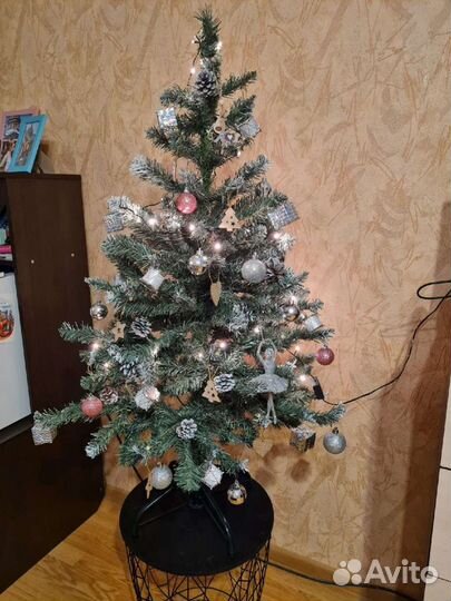 Елка искусственная