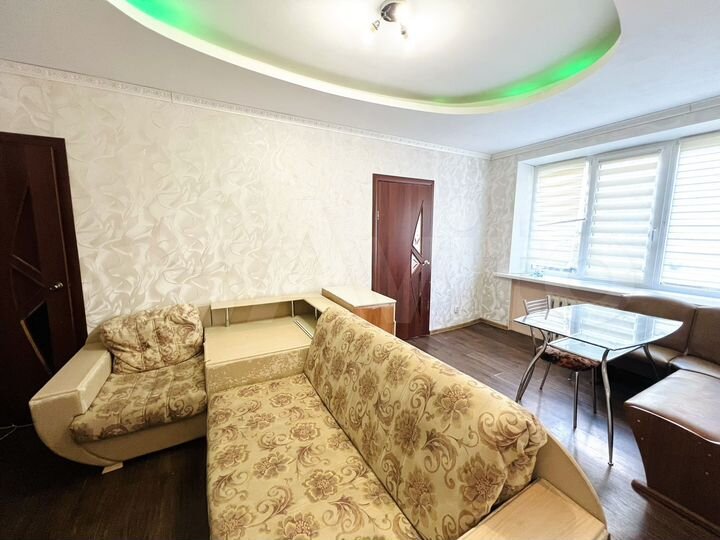 2-к. квартира, 40 м², 1/4 эт.