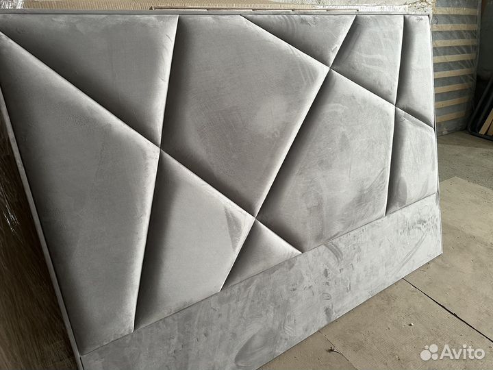 Кровать двухспальная.Подушки в подарок