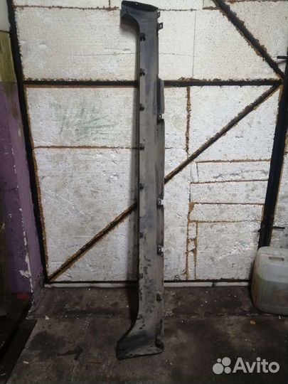 Накладка порога левая Nissan Primera p12