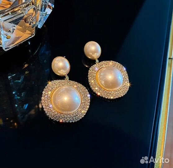 Серьги в стиле Dior