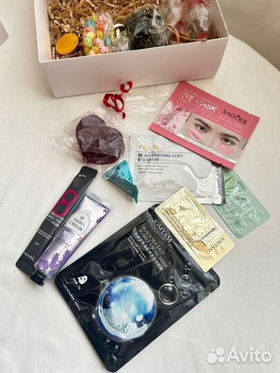 Подарок на 8 марта девушке, жене, сестре