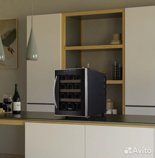 Винный шкаф Libhof Amateur AM-12 Black