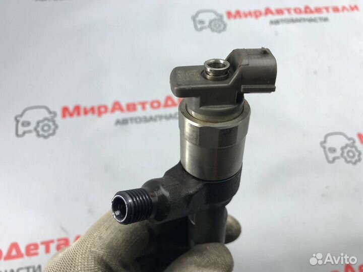 Форсунка топливная Chevrolet Equinox 3 2018