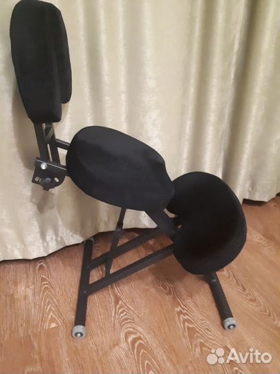 Коленный стул