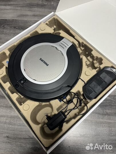 Philips FC8715 робот-пылесос