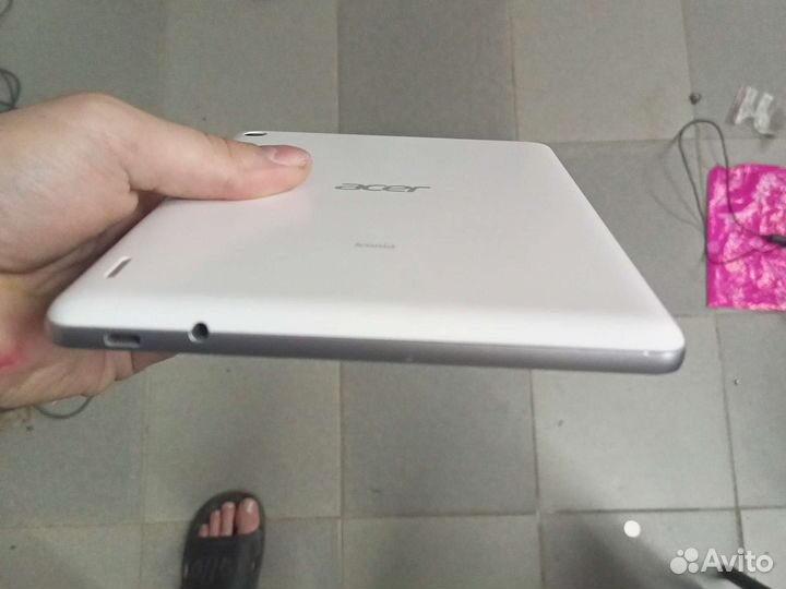 Планшет асер 4.4 андр,сим, 1/8gb(склад)