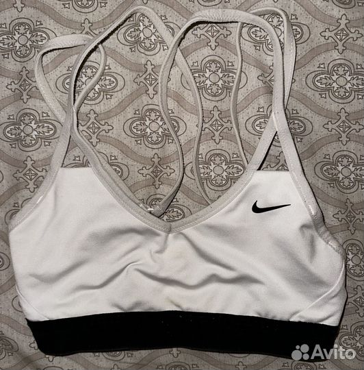 Топы Nike
