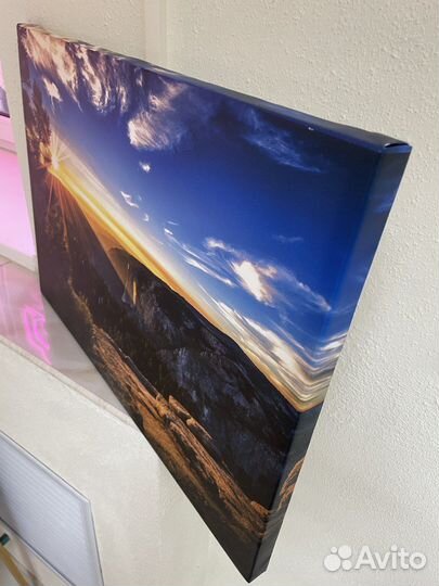 Картина на холсте Восход солнца утром в горах