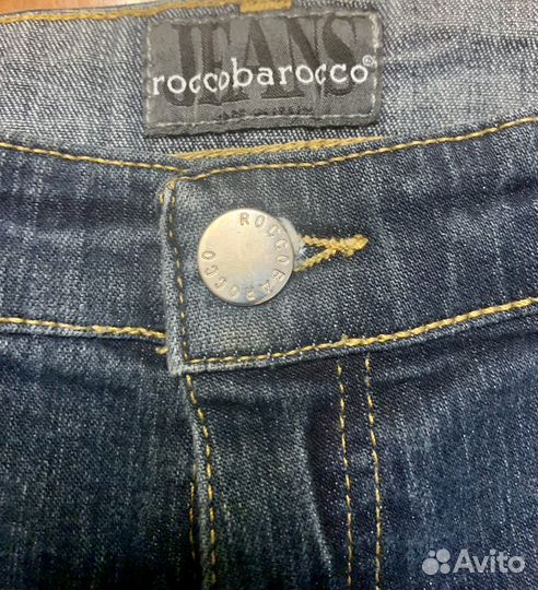 Джинсы Roccobarocco