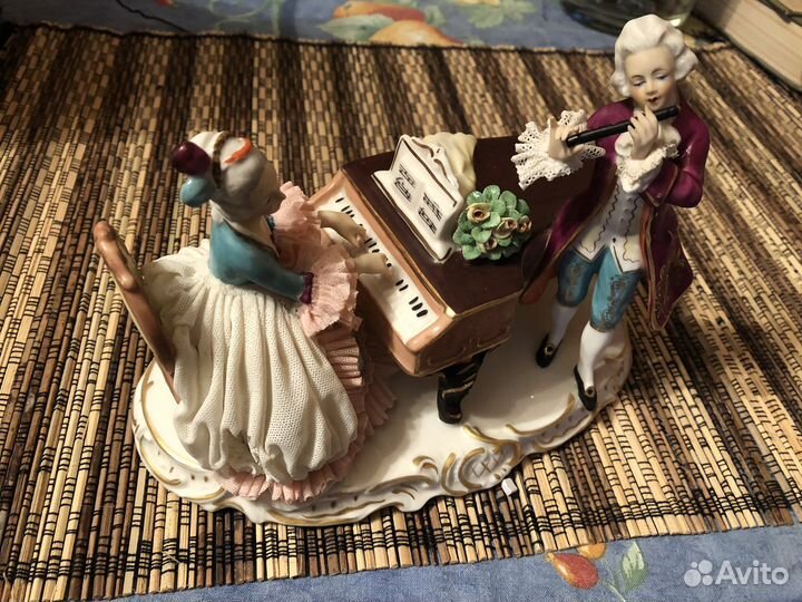 Статуэтка фарфоровая Музыканты композиция