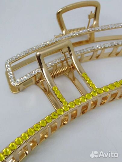 Заколки для волос