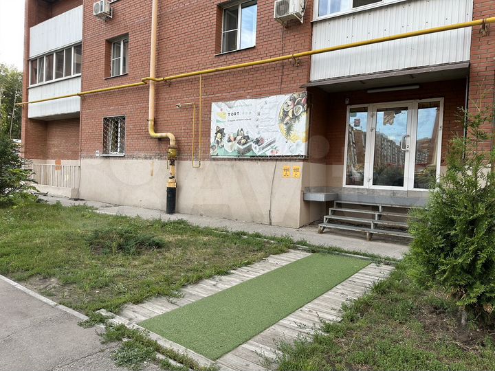 Комерческое помещение Свободного назначения, 93 м²