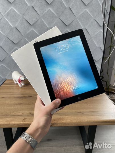 iPad 2 (Wi-Fi + 3G) Silver ростест