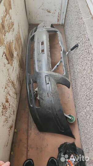 Бампер передний новый toyota авенсис