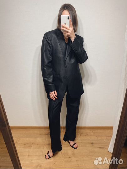 Брючный костюм