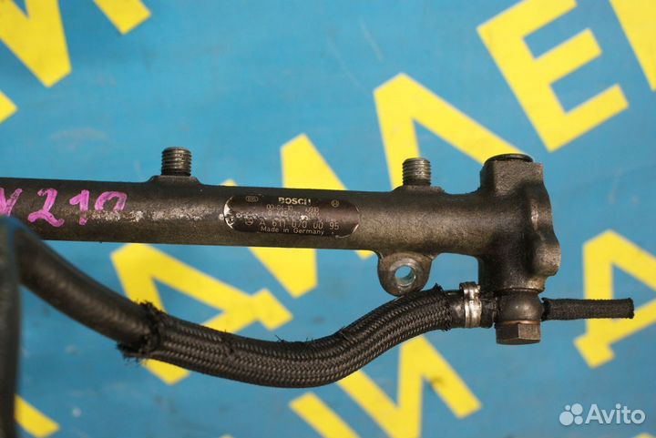 Топливная рампа Mercedes-Benz W210